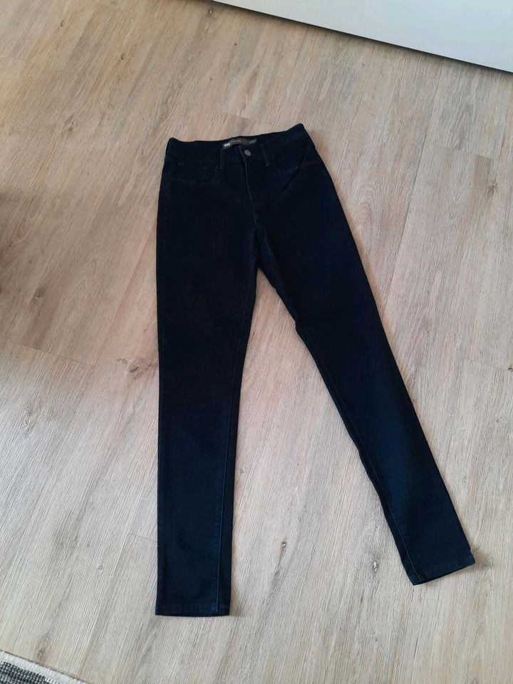 Levis Jeans,27/30,neu! in Voerde (Niederrhein)