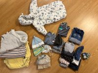 Großes Paket Babykleidung und Austattung Köln - Blumenberg Vorschau