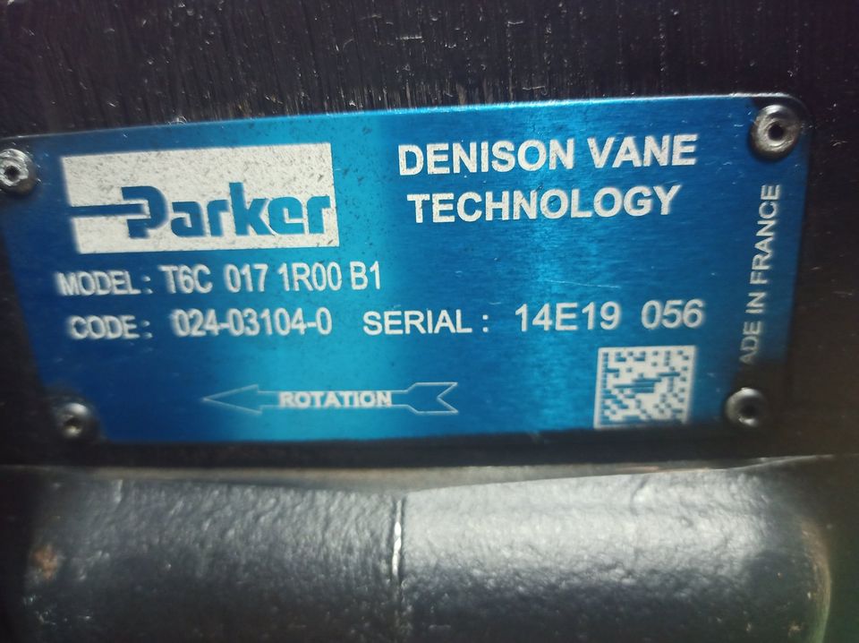 Hydraulikpumpe 15 kW Parker Denison T6C 017 1R00 B1 in Radeberg