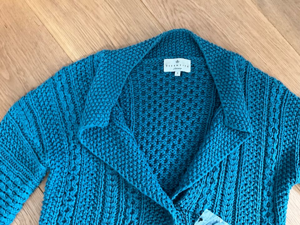 STRICKJACKE ESSENTIEL ANTWERP Gr. 36 UVP 150€ in Wiesbaden