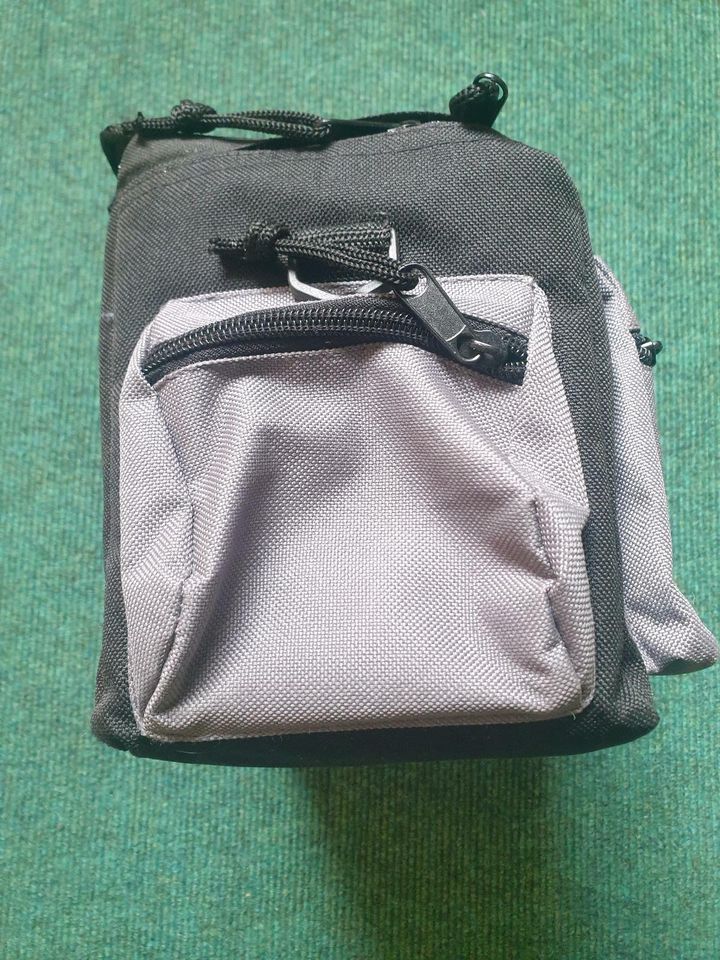 Lenkertasche Fahrradtasche von TCM mit Halterung in Solingen