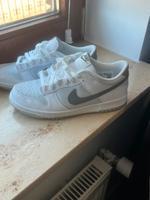 Nike Dunk Low Gr. 38,5 Niedersachsen - Auetal Vorschau
