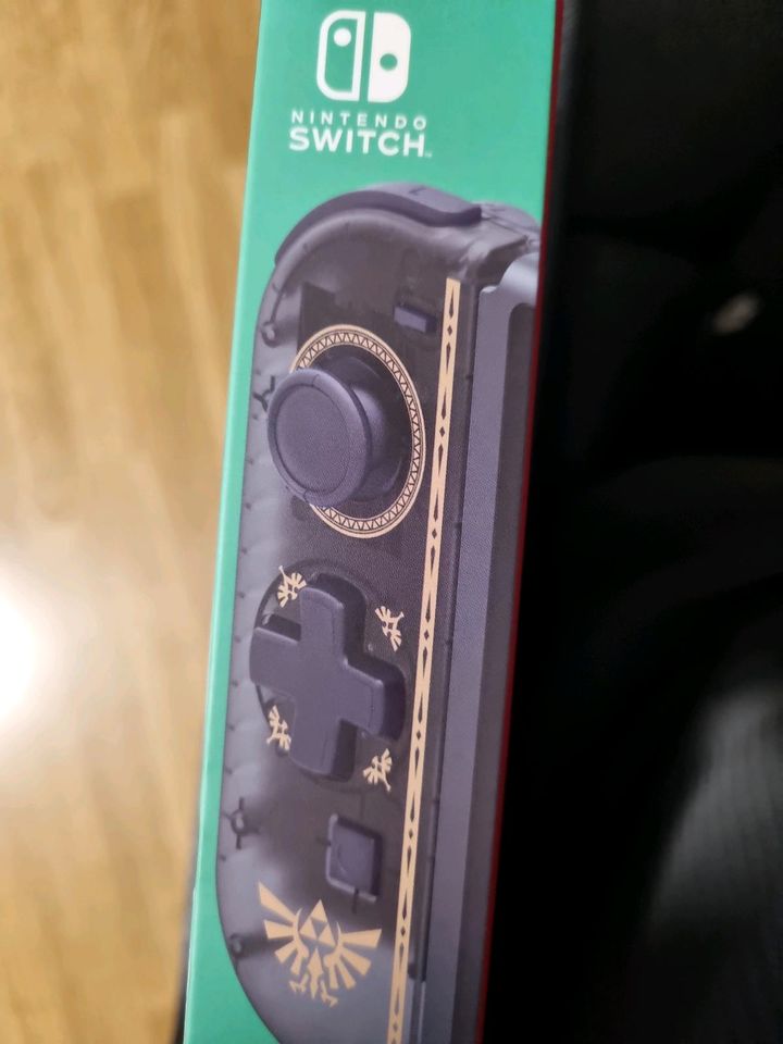 Nitendo switch D-Pad Controller (L) in Michendorf