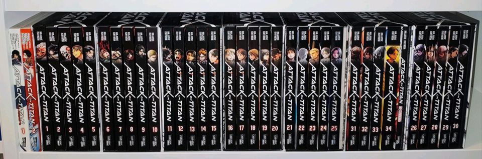 Attack on Titan 1-34 + No Regrets & Extras / Komplett / Neuwertig in Stralsund