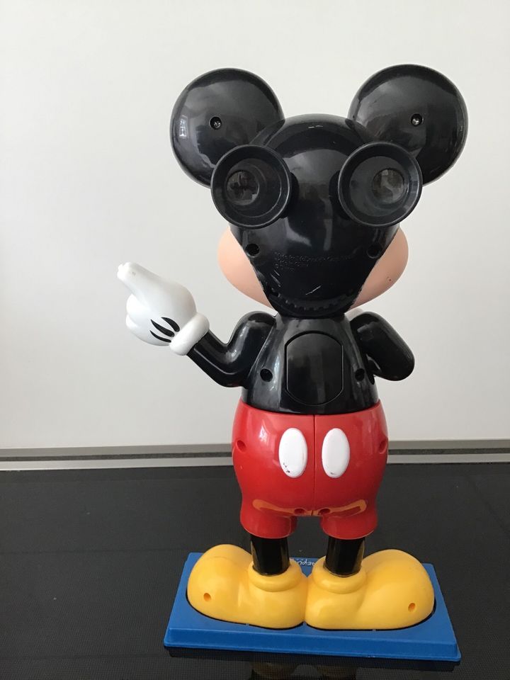 Mickey Mouse Werbefigur  1999 in Sulzbach (Saar)