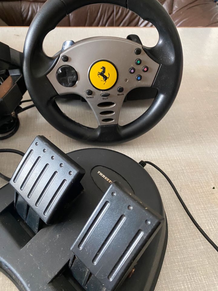 2x Lenkrad und Pedal für PlayStation Ferrari Autorennen in Bad Oeynhausen