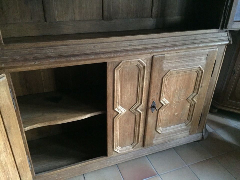 wunderschöner Vitrinenschrank (Eiche) in Telgte