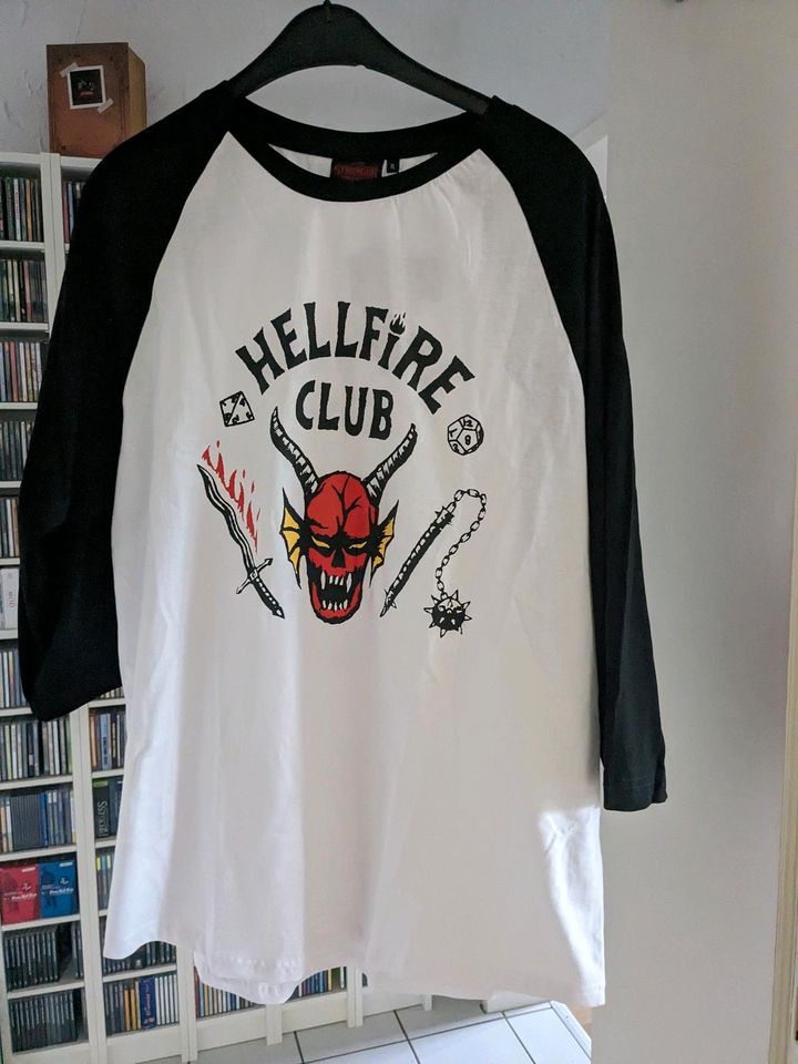 Original Hellfire Club Baseball-Shirt - Stranger Things in Herzogenaurach