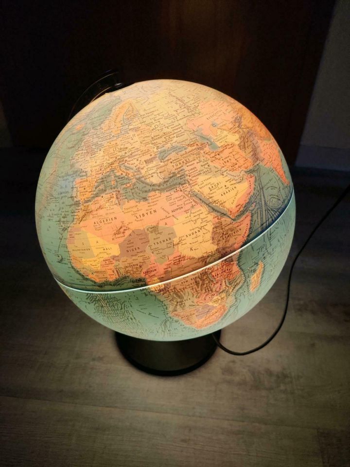 Globus mit Beleuchtung in Hessen - Fuldatal | eBay Kleinanzeigen ist jetzt  Kleinanzeigen
