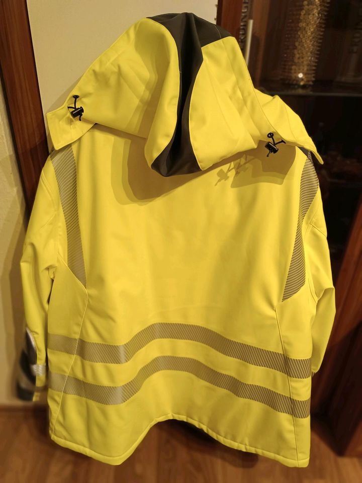 Engelbert Strauss Warnschutz-Softshell Jacke in Eckernförde