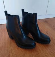 Schwarze Stiefeletten "Grace" in Gr. 40 von VAGABOND Rheinland-Pfalz - Mainz Vorschau