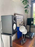 2x Yamaha HS5 Studio Monitor Lautsprecher+ Stands und Kabel Thüringen - Weimar Vorschau
