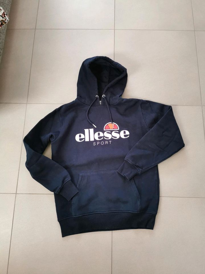 Ellesse Hoddie 38 in Hörstel