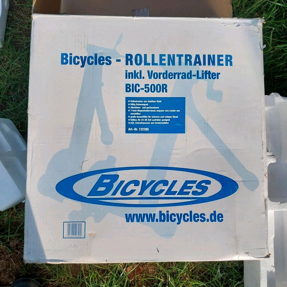 Fahrrad Rollentrainer in Kastel-Staadt
