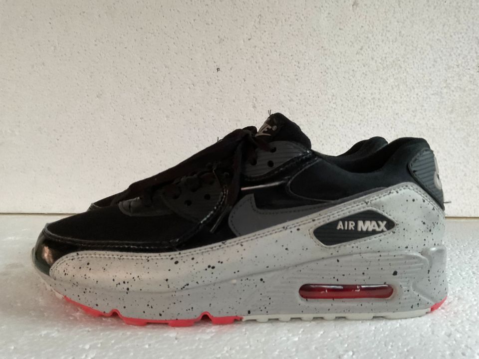 Nike Air Max Turnschuhe schwarz - grau Größe 44 in Nürnberg (Mittelfr)