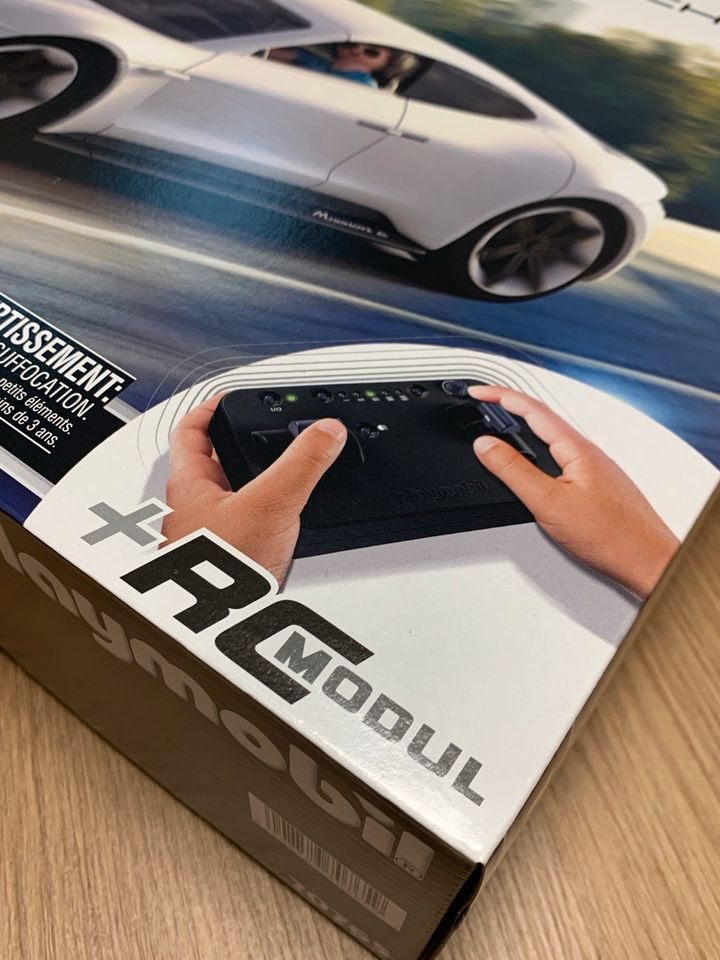 Playmobil 70765 Porsche Mission e / Porsche Taycan ferngesteuert in Schöffengrund