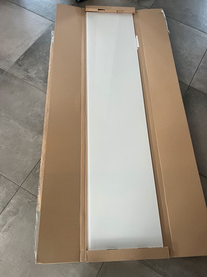 TV Platte für Ikea Bestå 180*40cm Glas weiß in Hilzingen