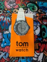 Design Uhr Tom Watch weiß 40mm Damen Herren NEU mit Tasche Niedersachsen - Hameln Vorschau