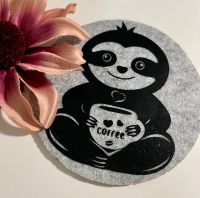 Faultier Sloth Untersetzer Filz Filzuntersetzer Handmade Geschenk Baden-Württemberg - Bad Krozingen Vorschau