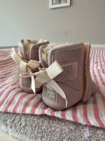 UGG baby gr. 16 Hessen - Wiesbaden Vorschau