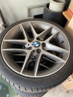 BMW Felge mit Hankook Sommerreifen 245/45ZR 18 4,5 -5 mm Nordrhein-Westfalen - Schmallenberg Vorschau