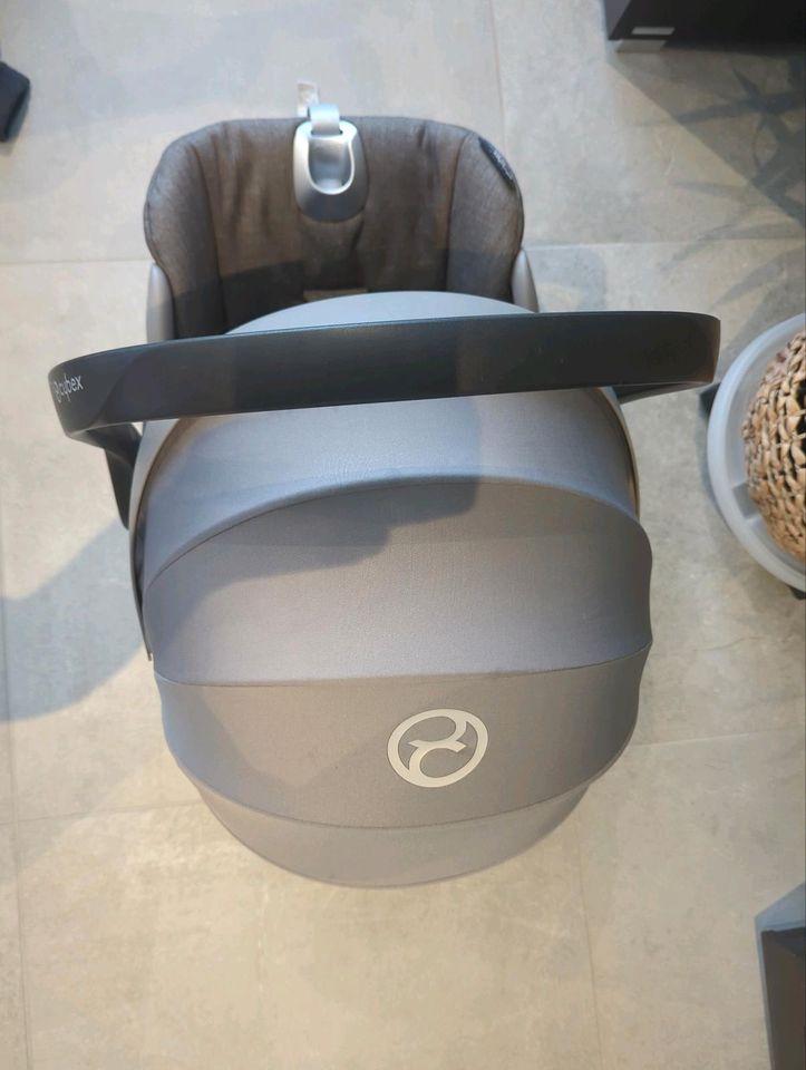 Babyschale Cybex Sirona Z i-SIZE (Soho Grey) in Bad Bentheim