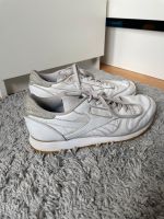 Reebok Classic Schuhe Sneaker weiß mit Glitzer Größe 41 Niedersachsen - Osnabrück Vorschau