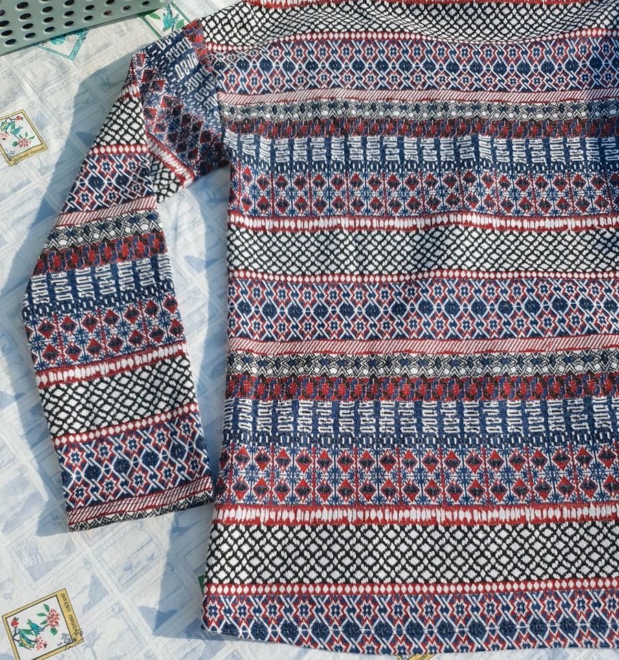 Buntes langärmeliges Shirt, dünn, Gr. 40, Gina, unbeschädigt in Preußisch Oldendorf