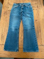 Levi’s Damenjeans 27/30 guter Zustand Niedersachsen - Neetze Vorschau