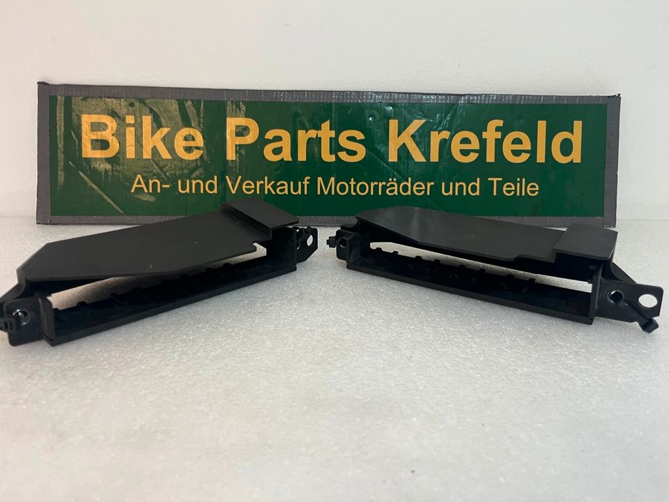 BMW R1100 RS Rahmenverkleidung Steckerhalter Set (259) in Krefeld