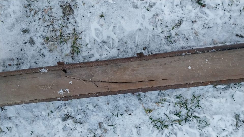 Alte Einspänner Schere/ Einspänner (2x aus Holz/Metallbeschlag) in Wardow