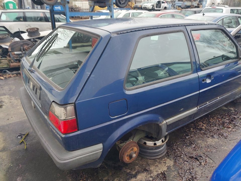 schlachte VW Golf II 1,6 PN 4S A5E 1991 Ersatzteile in Schrobenhausen