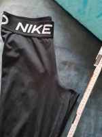 Nike Pro Leggings lang  12-14j Berlin - Marzahn Vorschau