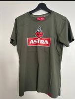 Verschiedene Oberteile Berlin - Mitte Vorschau