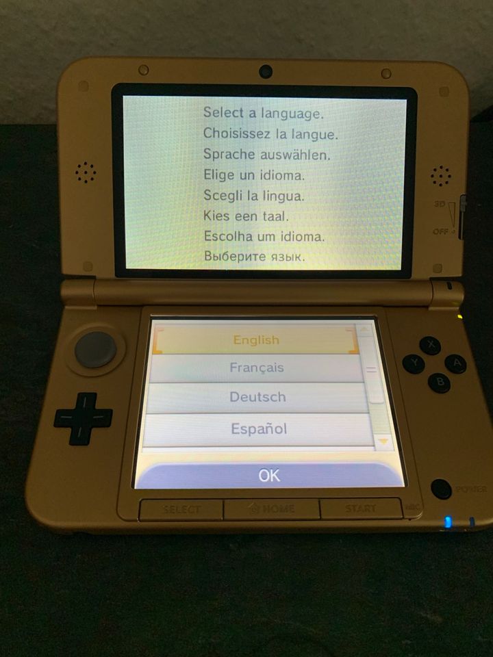 Nintendo 3DS XL Konsole - Zelda „ A Link between the Worlds in Stromberg
