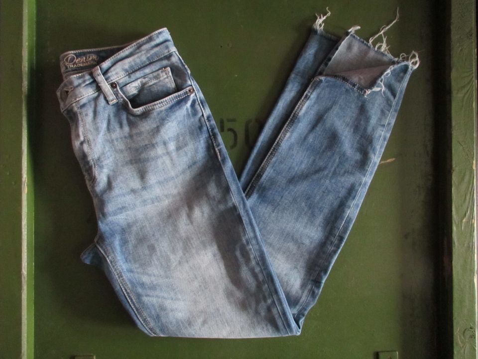 Damen Jeans Hose Helle Waschung Knöchellang SOCCX DENIM 36/38 S/M in Sandersleben