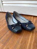 Geox Damenschuh Ballerina Wildleder 36 Niedersachsen - Osnabrück Vorschau