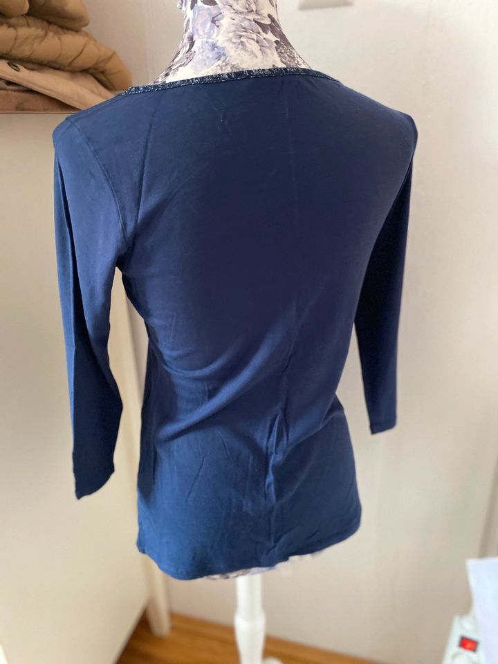 Shirt, dunkelblau von Esprit, wie NEU, Glitzergarn, Boho in Östringen