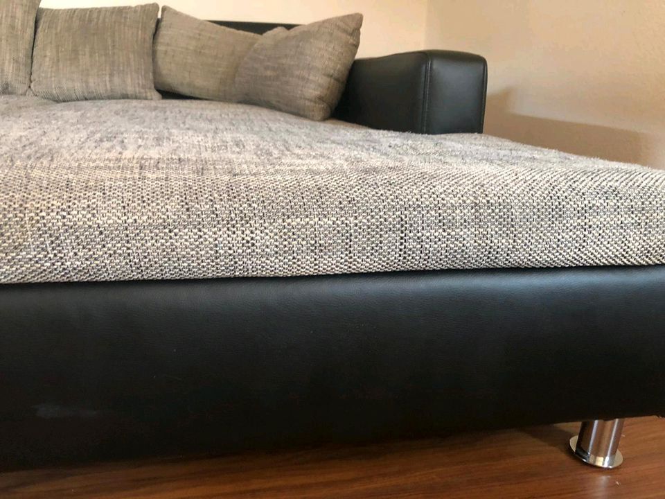 Sofa zu verkaufen in Itzehoe