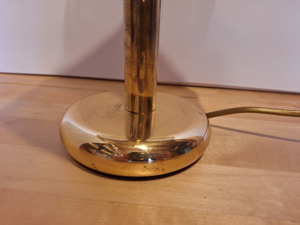Vintage Lampe Tischlampe H.30 Stehlampe Messing Glasschirm in Heidelberg