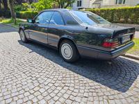 300 CE (W124) Charme der alten Schule – Oldtimer mit Potenzial su Wandsbek - Hamburg Jenfeld Vorschau