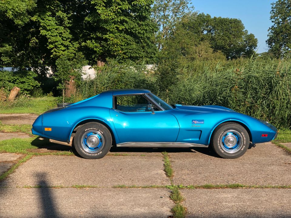 1976 CHEVY Corvette C3 blue in Butjadingen