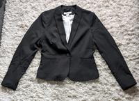 Blazer H&M Größe 36 leicht tailliert schwarz Vahr - Gartenstadt Vahr Vorschau