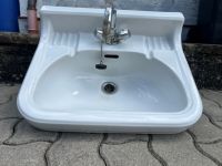 Älteres Waschbecken in weiß Bayern - Tittmoning Vorschau
