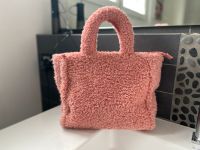 Teddy Tasche rosa flauschige Handtasche Nordrhein-Westfalen - Mülheim (Ruhr) Vorschau