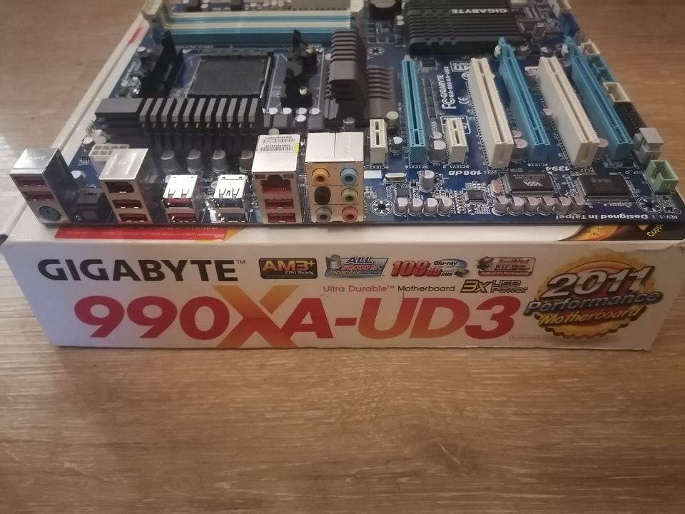 Gigabyte 990XA-UD3 AMD AM3+ für FX CPU in Hüllhorst