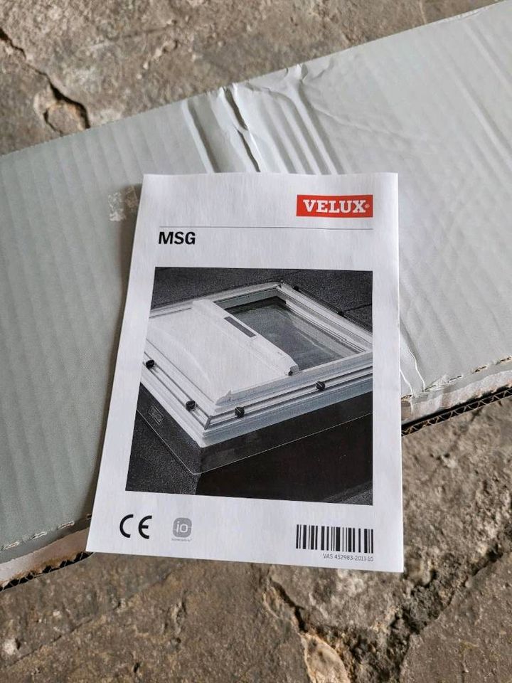 Velux Markise Solar MSG 6090WL weiß  für Flachdach Oberlicht in Regis-Breitingen