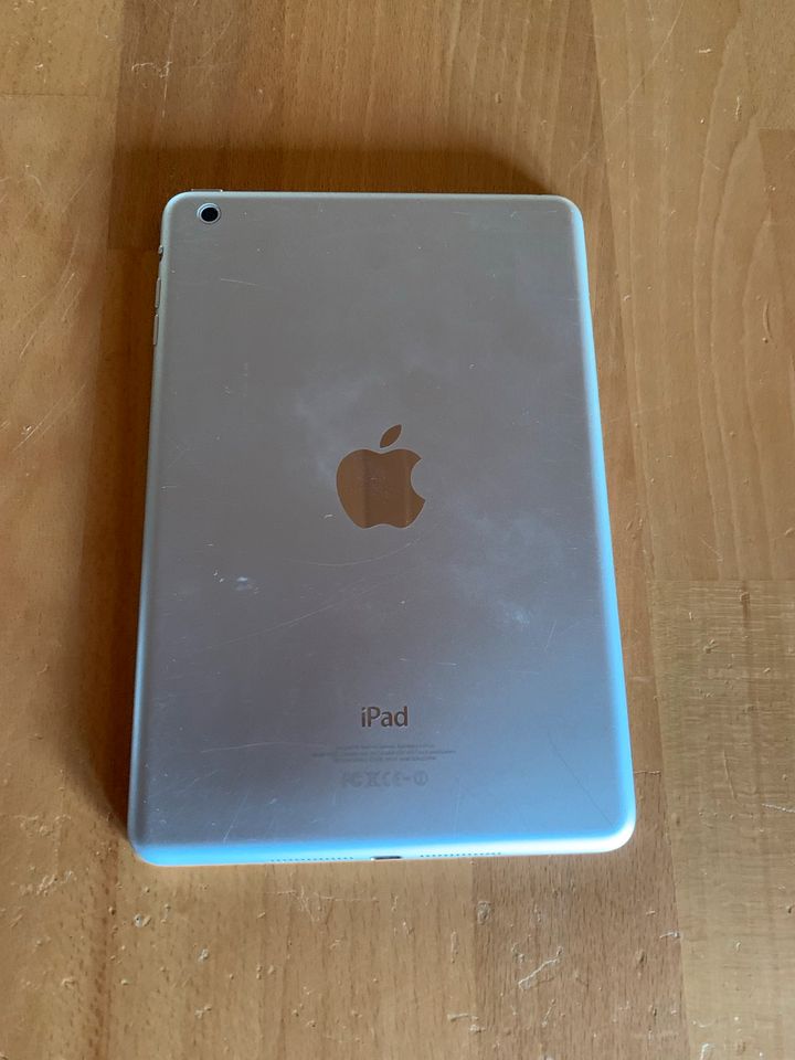 Apple iPad mini 1 Generation A1432 16 GB weiß in Breuberg
