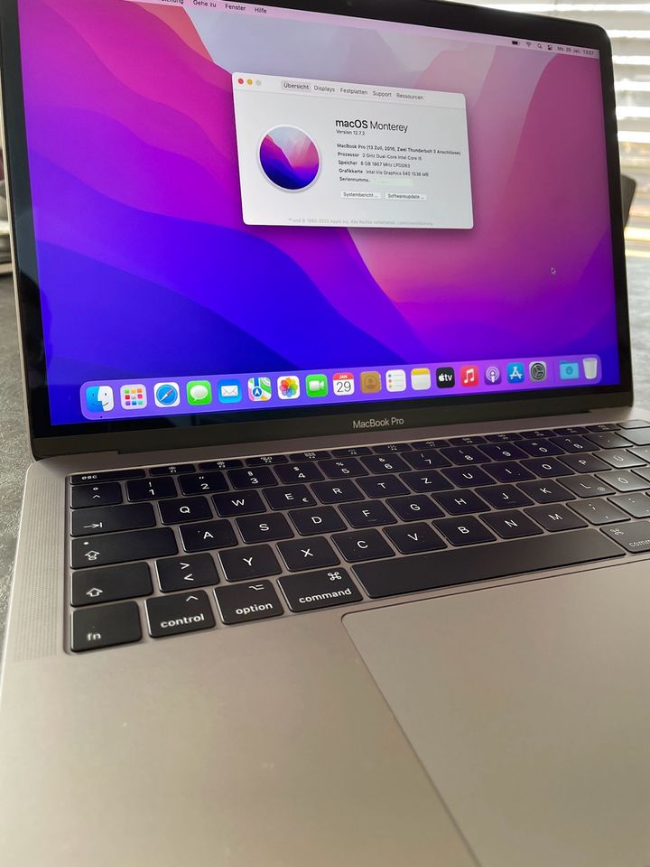 MacBook Pro 2016 13“ A1708 8GB RAM 256GB SSD OVP in Kulmbach