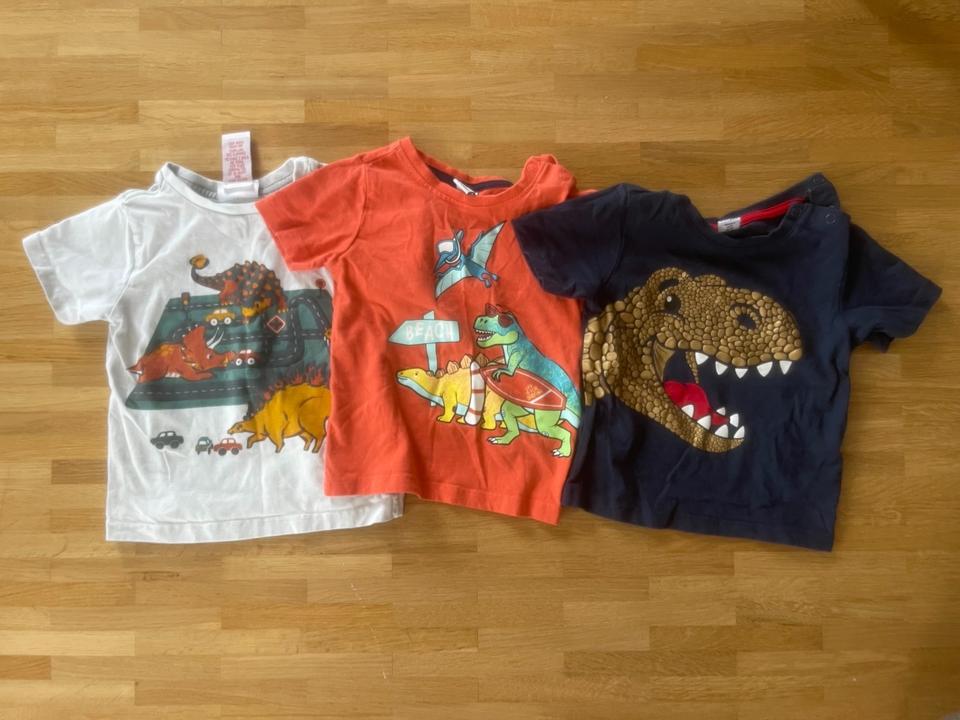 Baby Jungenkleidung Gr. 86/92 Sommer mit Motiven in Düsseldorf